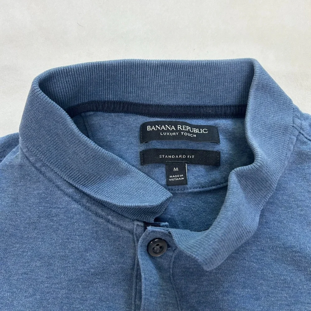 Banana Republic Luxury Touch Polo Shirt Mens Medium Blue Standard Fit Casual
